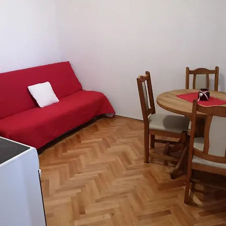 Lore Pensionat Primošten