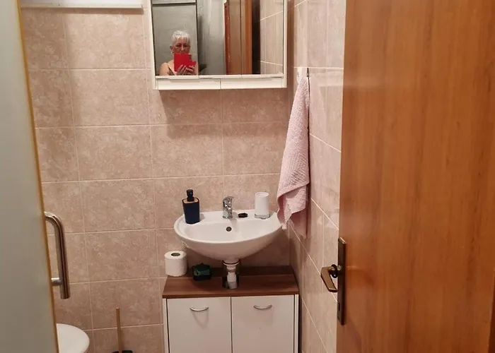 Lore Gostinjska kuća Primosten